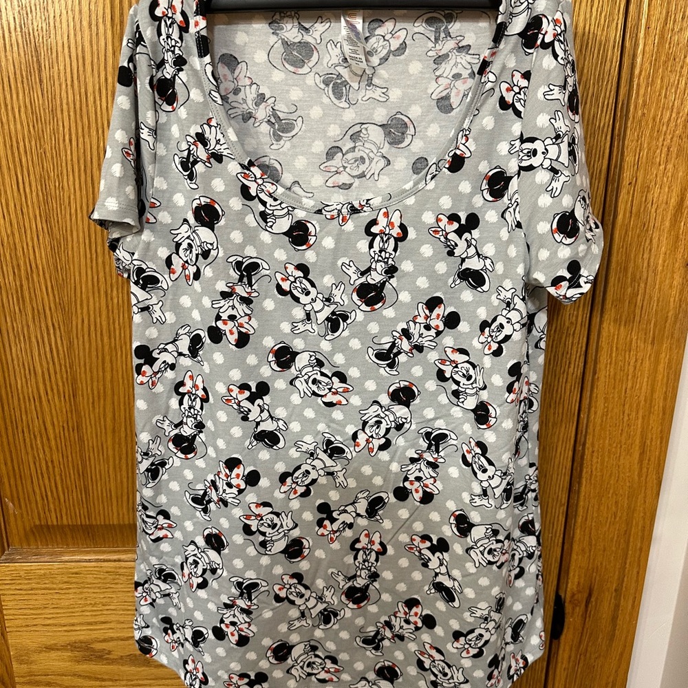 LulaRoe Women’s Disney MiniMouse Shirt